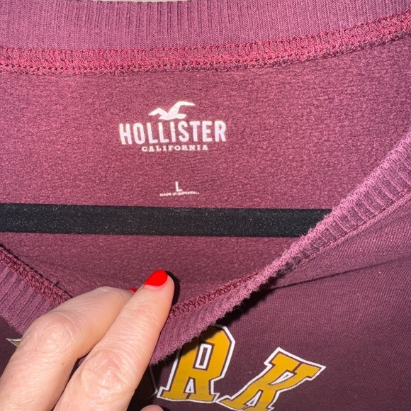 Hollister Size Large Cropped New York Sweatshirt - Picture 2 of 3